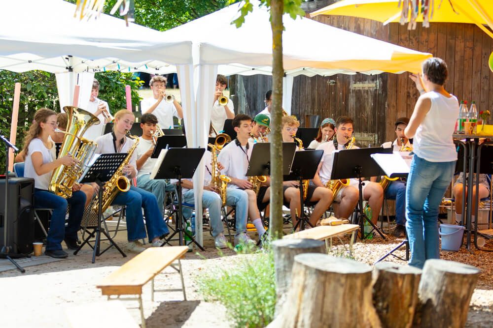 Read more about the article Ellys Big Band spielt beim Jubiläum in Freudenberg