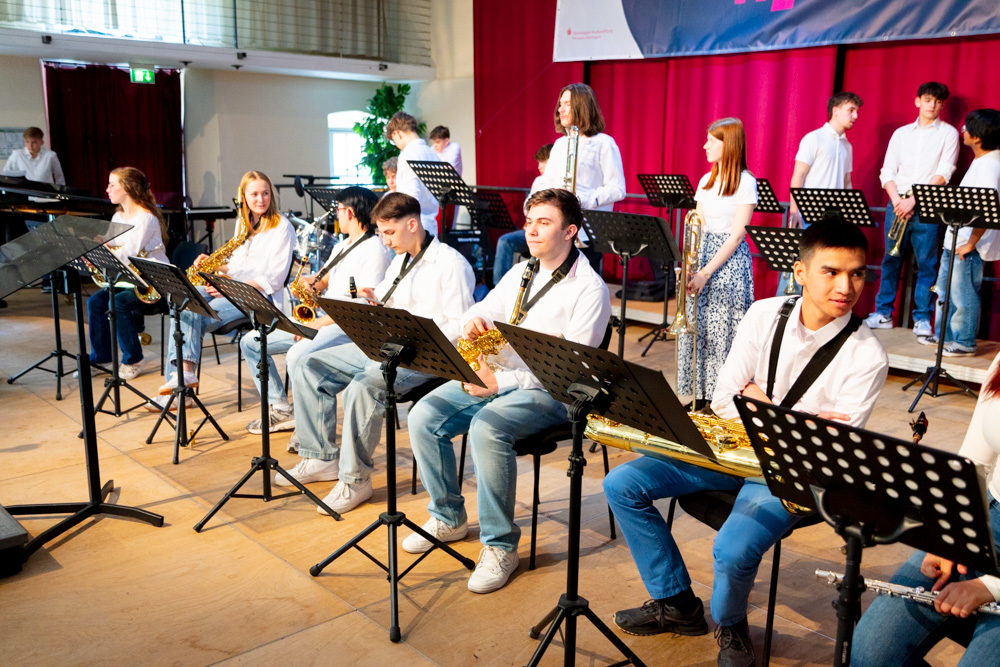 Read more about the article Ellys Big Band beim Landeswettbewerb “Jugend jazzt”