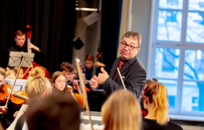 2019_02_SiHm__J2A0298