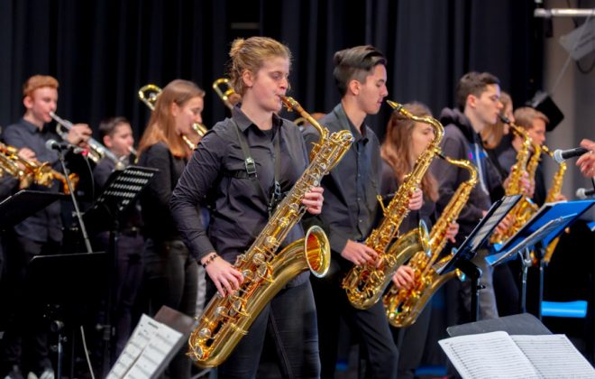 2019_02_SiHm__J2A0421