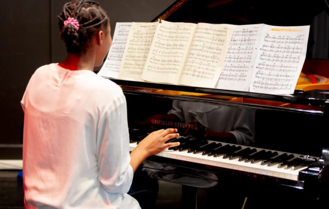 2019_02_SiHm__J2A5894