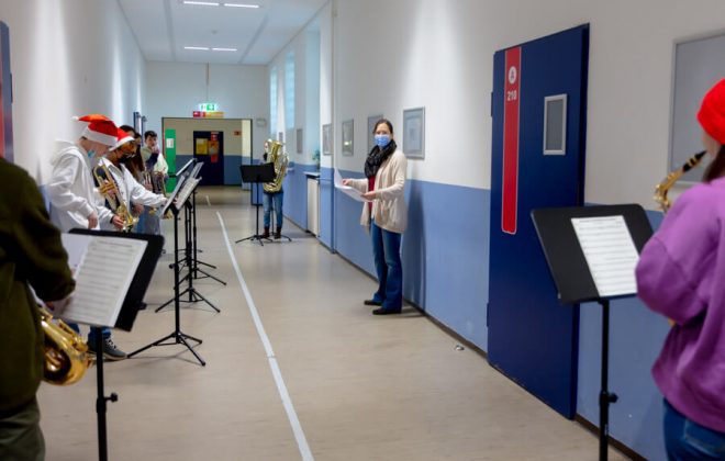 2021_12_Weihnachtsgrüße__J2A0659