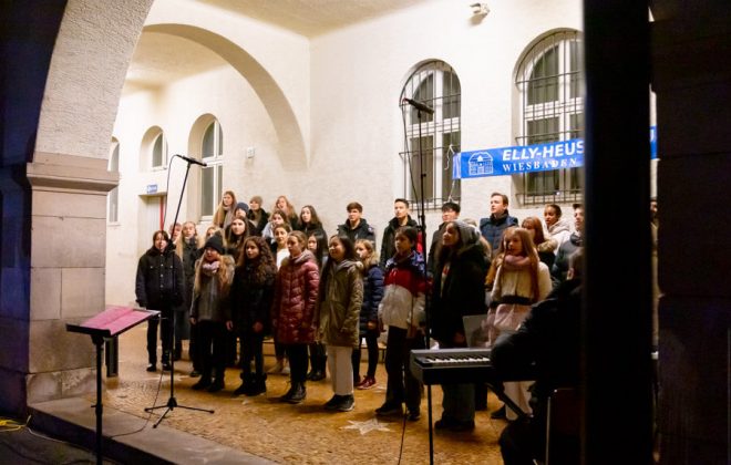 2021_12_Weihnachtskonzert_Sänger__J2A0030