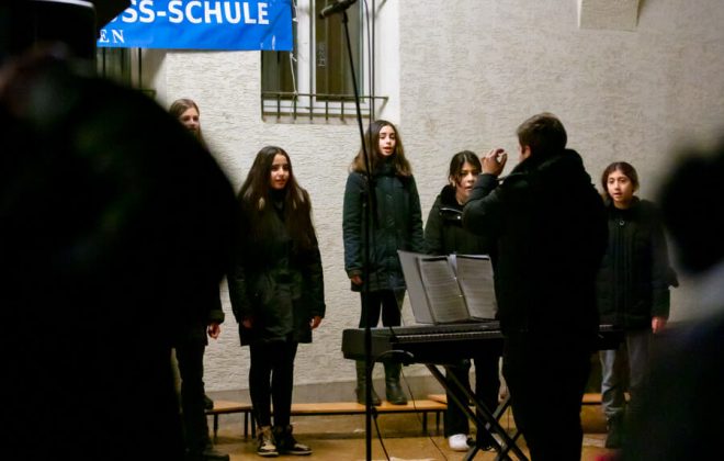 2021_12_Weihnachtskonzert_Sänger__J2A9759