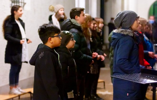 2021_12_Weihnachtskonzert_Sänger__J2A9853