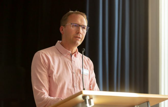 2022_11_10_Kleiderkreisel__J2A3012