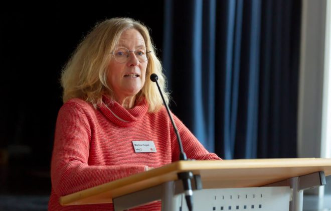 2022_11_10_Kleiderkreisel__J2A3057