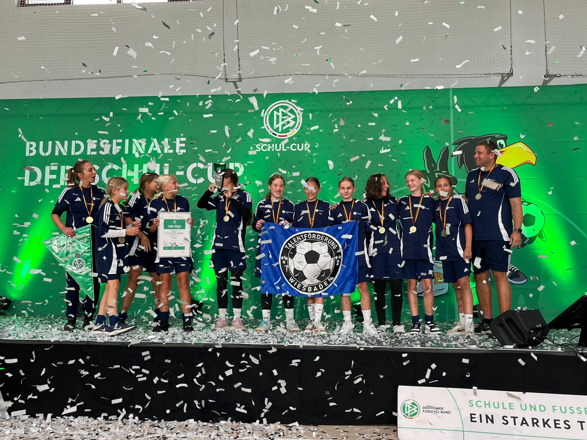 Read more about the article Bundesfinale Bad Blankenburg (Thüringen): Gold für die Elly-Heuss-Schule Wiesbaden