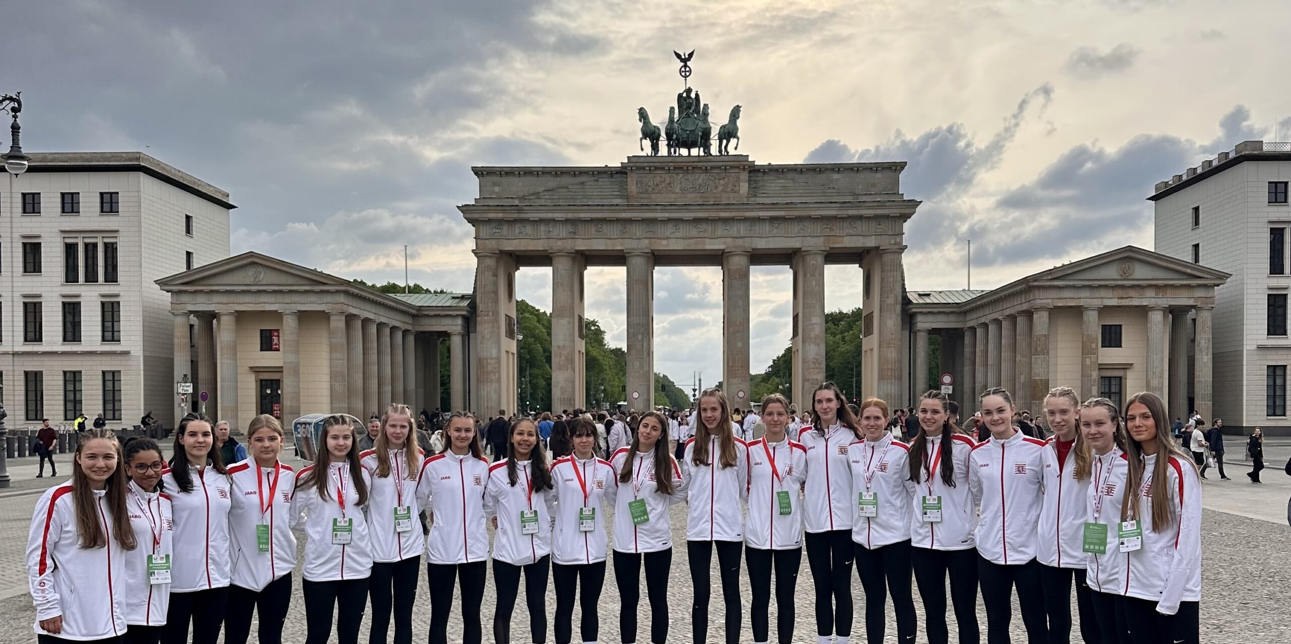 Read more about the article Volleyballerinnen glänzen beim Bundesfinale